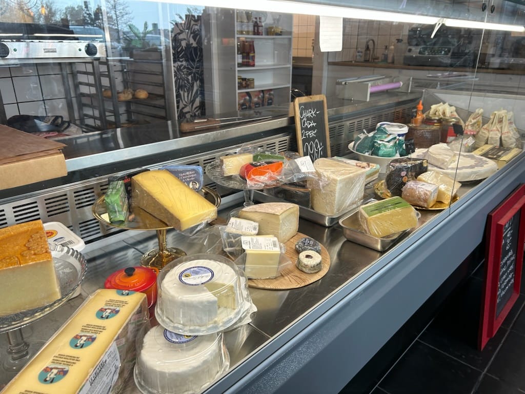 Saint-Tropez Deli